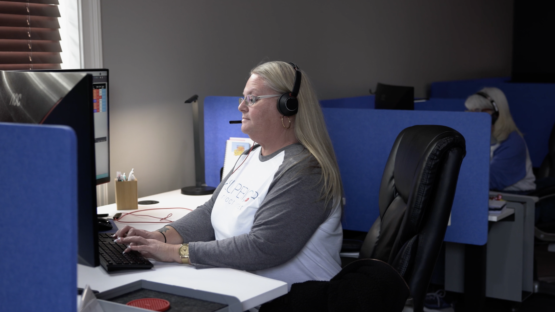 ASuperior agent providing 24/7 live answering services for small businesses